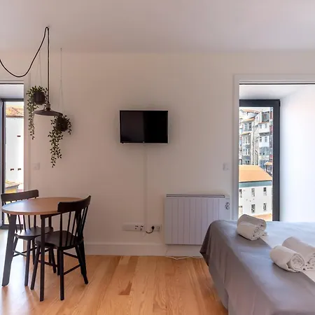 Feel Downtown Theater Apartment *